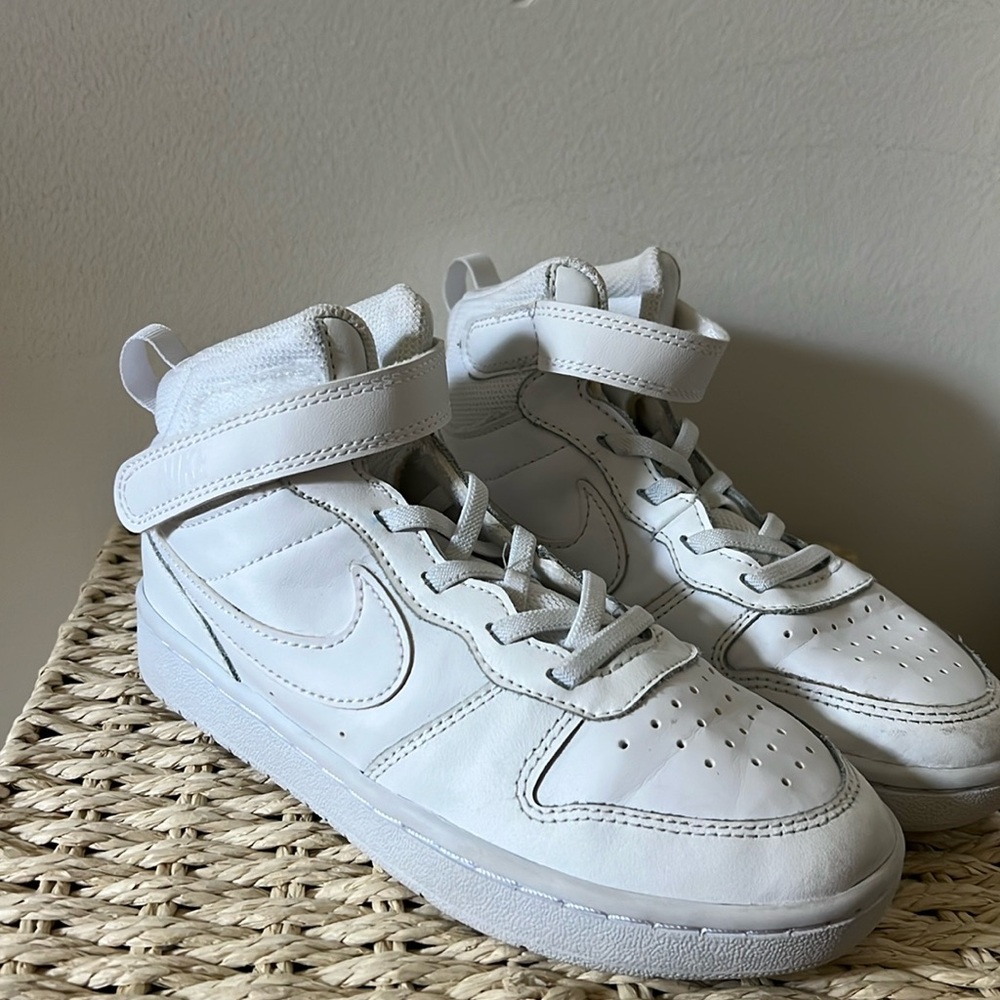 Nike Court Borough Mid 2 shoes Youth 2